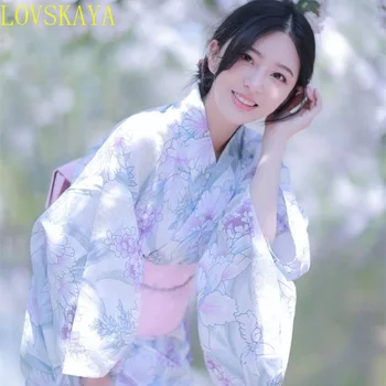 Жена традиционно Японско Кимоно Розова Японски момиче Гейша за снимки в ретро стил С костюм за шоуто Хавлия